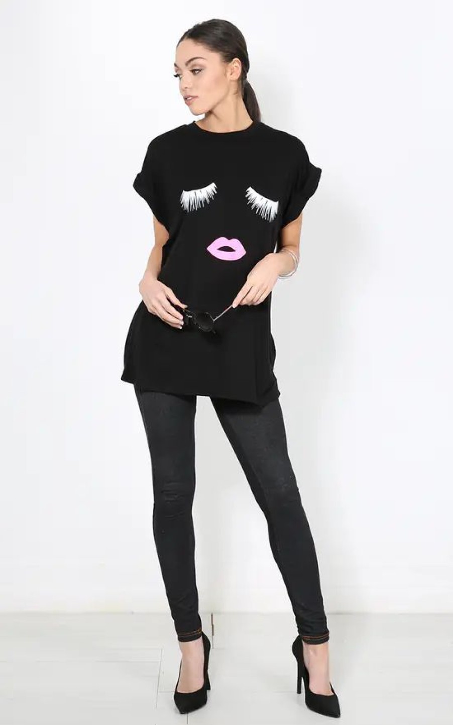 Tops * | Budget Oops Fashion Black Oversized T Shirt With Lashes Graphic Print