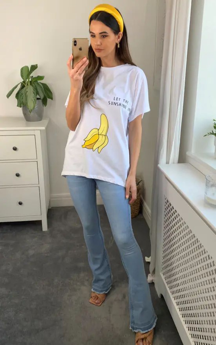 Tops * | Best Sale Hoxton Gal Oversized Banana Relaxed T Shirt In White