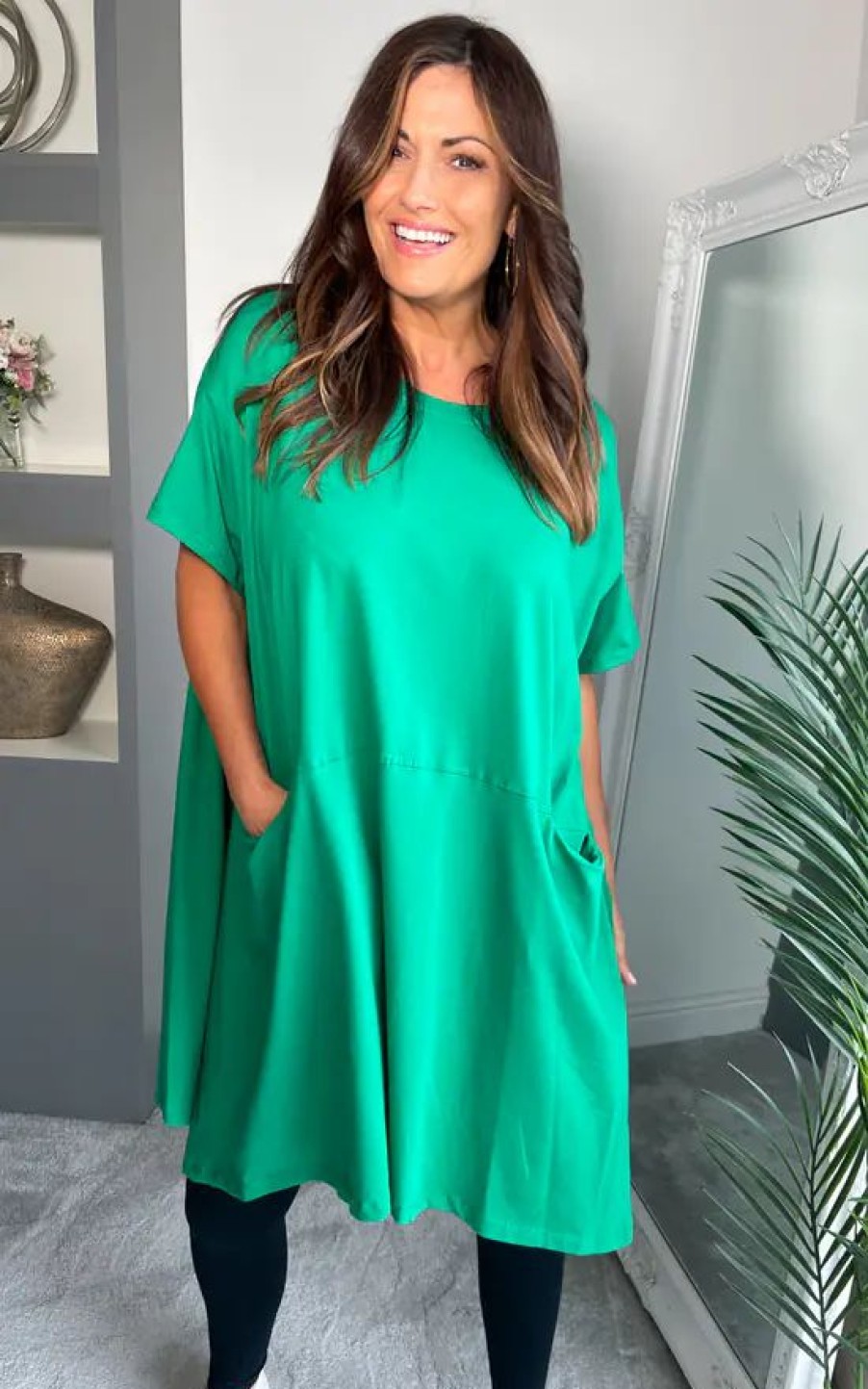 Dresses * | Flash Sale Nova Notte Green Italian Short Sleeve Pocket Dress Taylor