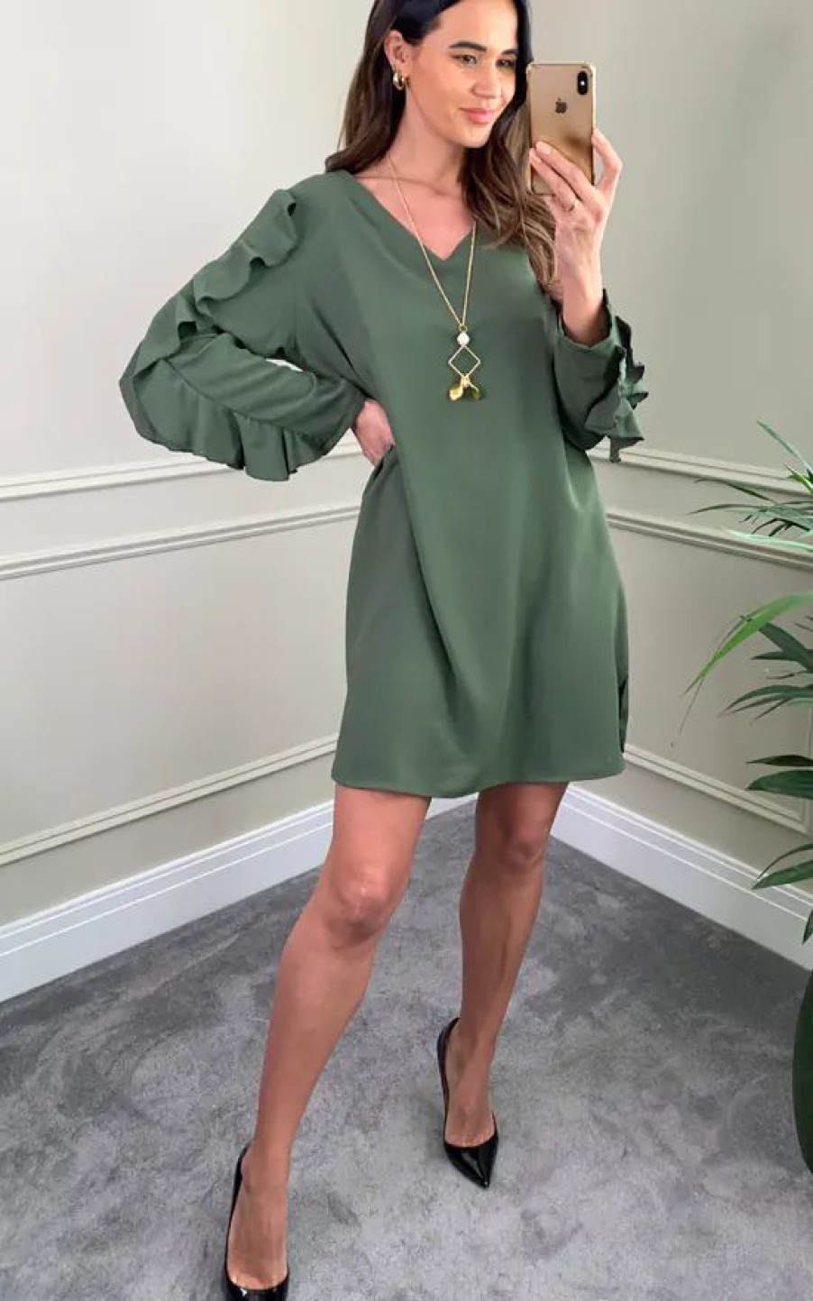 Dresses * | Top 10 Hoxton Gal Oversized V Neck Ruffle Sleeves Tunic With Necklace In Khaki