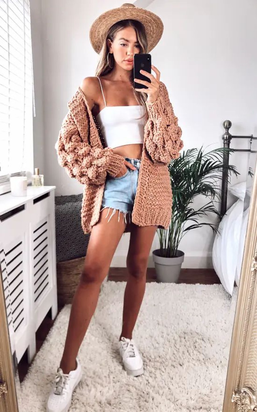 Knitwear * | Cheapest Cy Boutique Knitted Cardigan With Oversized Sleeves In Beige