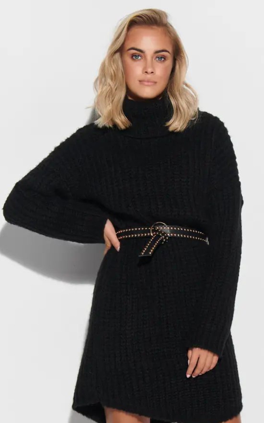 Dresses * | Flash Sale Makadamia Knitted Sweater Mini Dress In Black