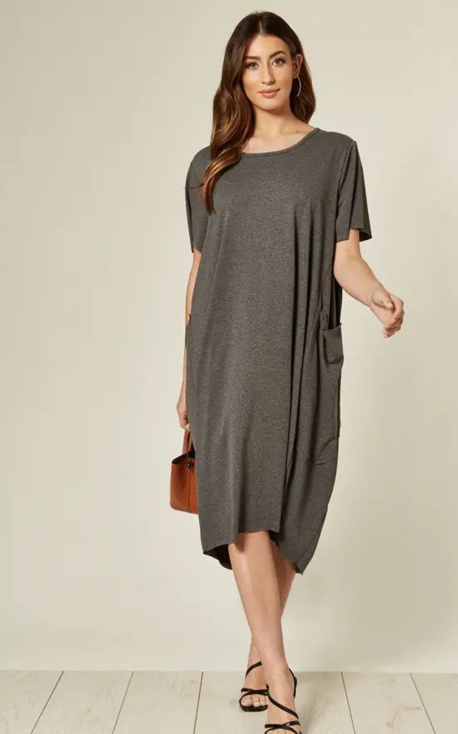 Dresses * | Coupon Aftershock London Oversized Midi Dress With Pockets In Charcoal