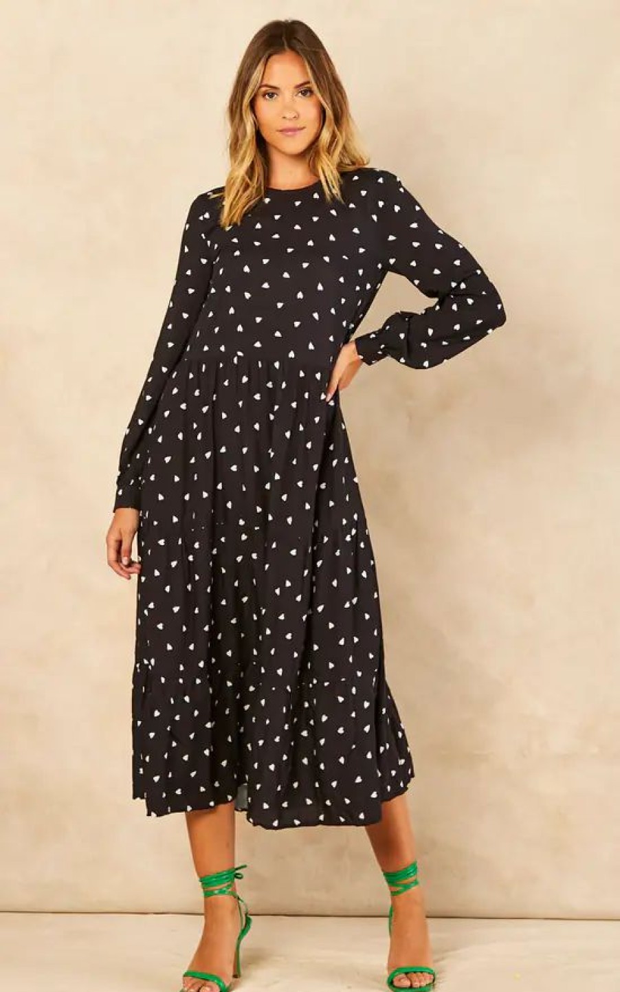 Dresses * | Deals Bella And Blue Black And White Heart Print Long Sleeve Smock Dress