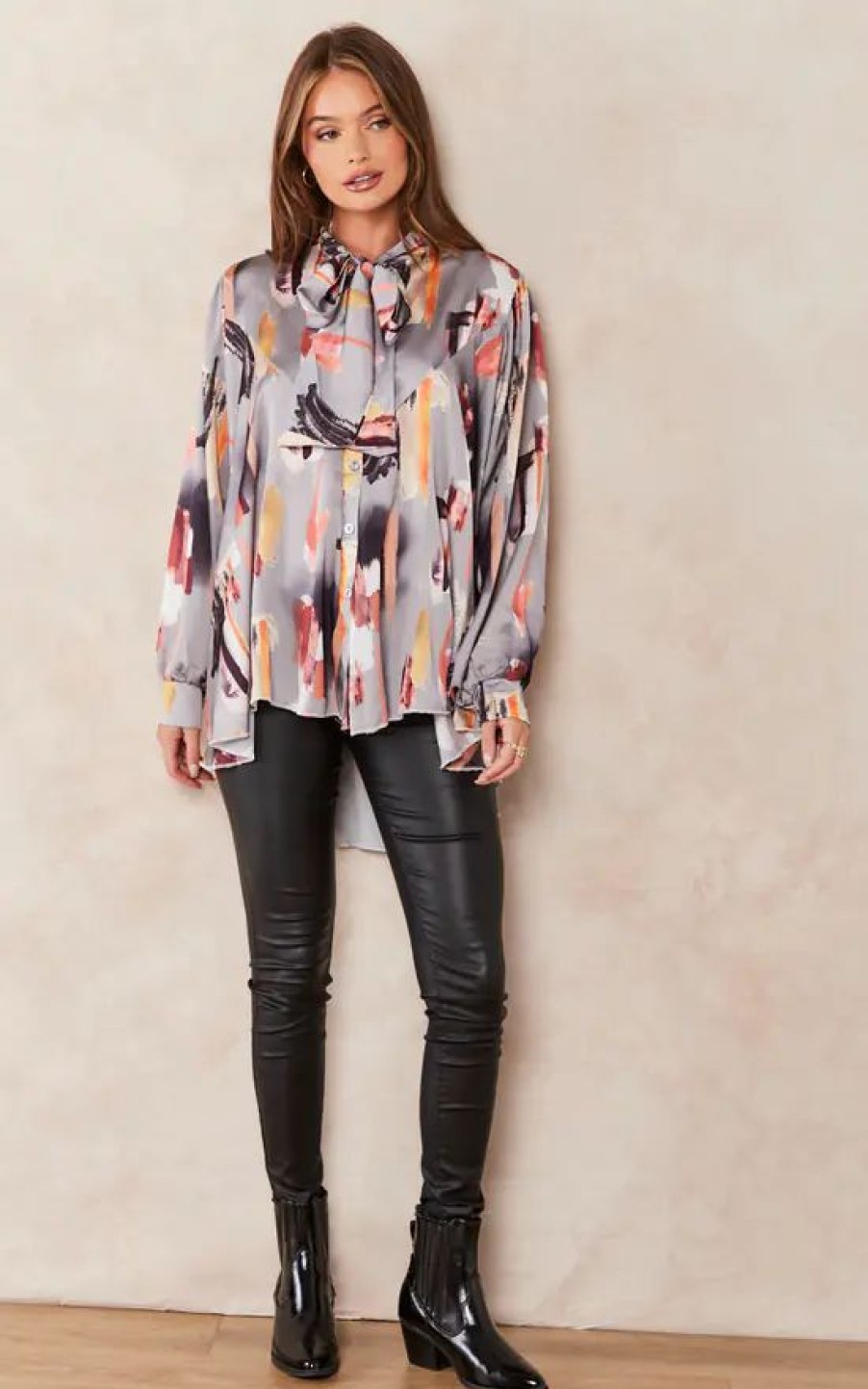 Tops * | Coupon Jenerique Oversize Bowl Neck Blouse In Grey Print