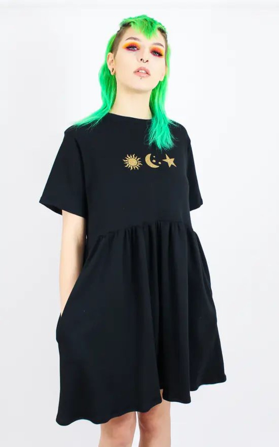 Dresses * | Buy Tallulah'S Threads Aim High Celestial Smock Dress In Black