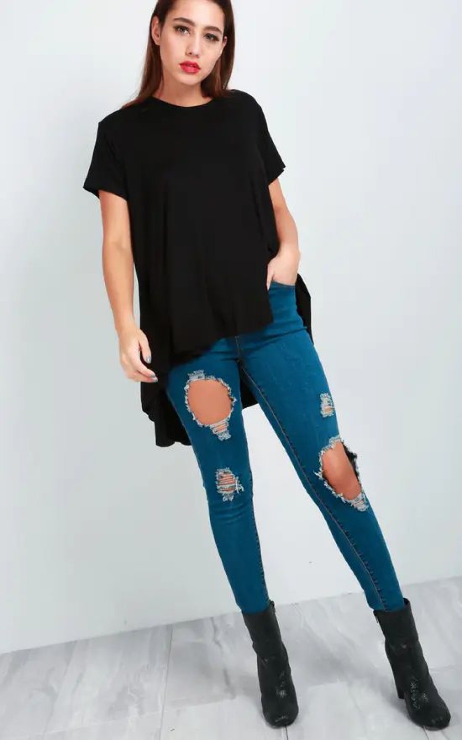 Tops * | Cheapest Oops Fashion Dipped Hem Oversized T Shirt In Black