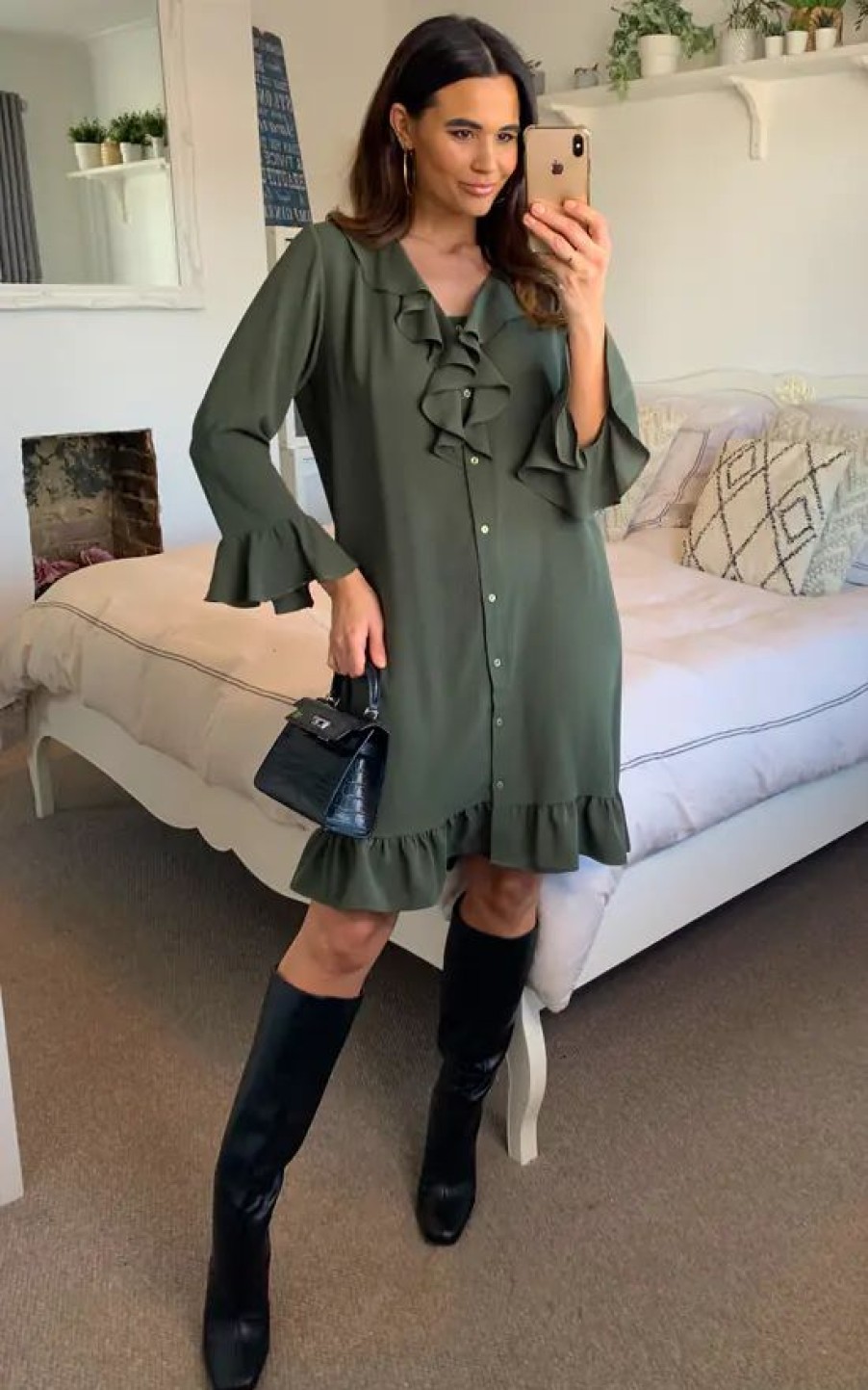 Dresses * | Cheapest Hoxton Gal Relaxed Frilled Dress In Khaki