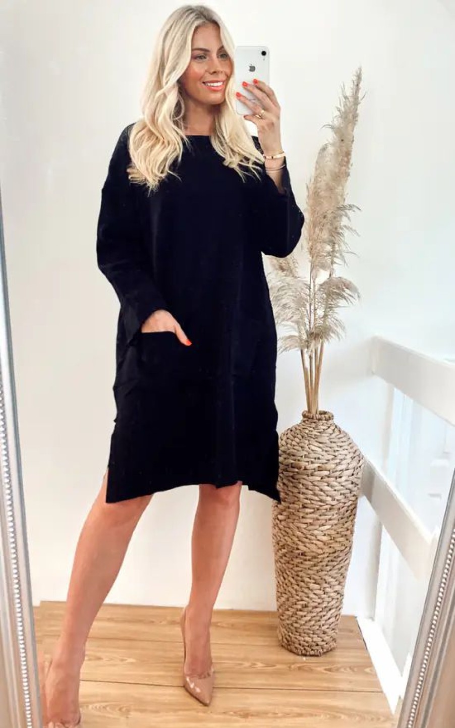 Dresses * | Buy Cy Boutique Oversized Knitted Ribbed Jumper Dress In Black