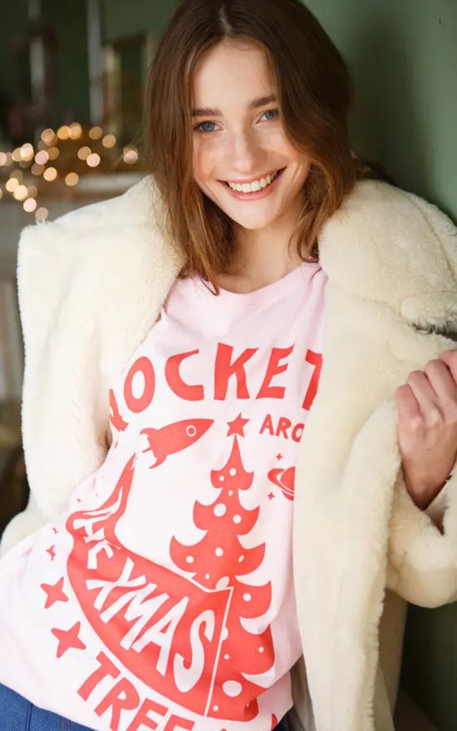 Tops * | Promo Batch1 Rocket Around The Christmas Tree Women'S T Shirt