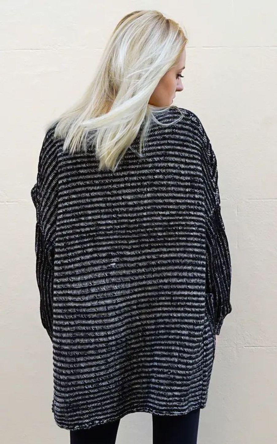 Knitwear * | Best Deal Cy Boutique Oversized Chunky Knit Cardigan In Black And Dark Grey