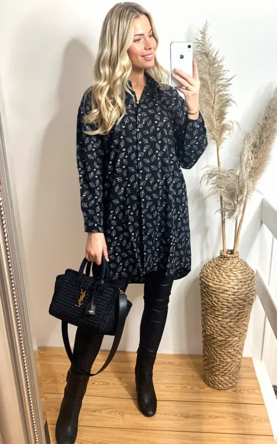 Dresses * | Flash Sale Cy Boutique Oversized Shirt Dress With Bow In Black And White Leaf Print