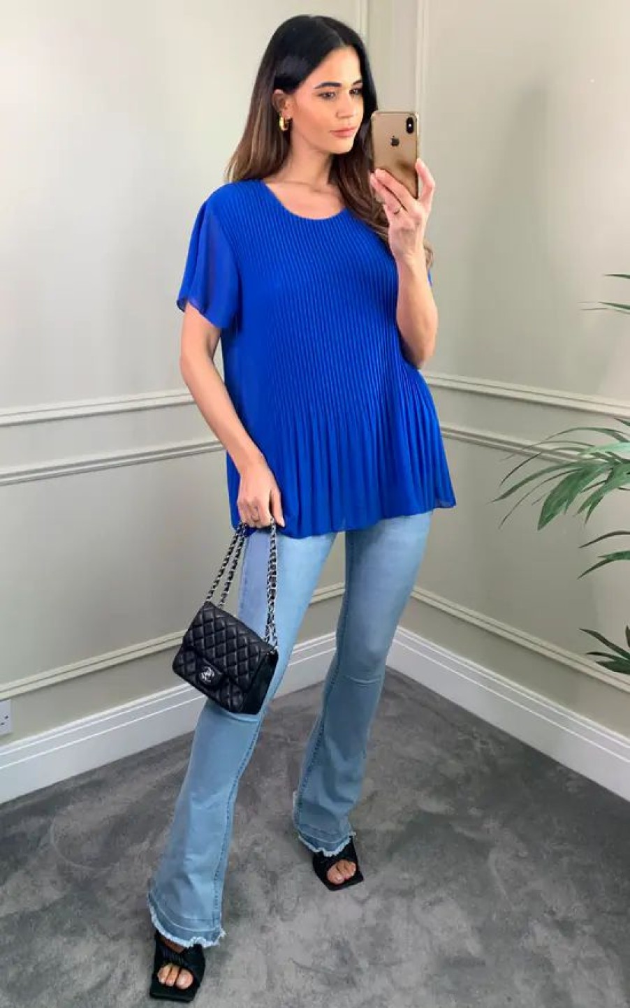 Tops * | Brand New Hoxton Gal Short Sleeves Oversized Pleated Top In Blue