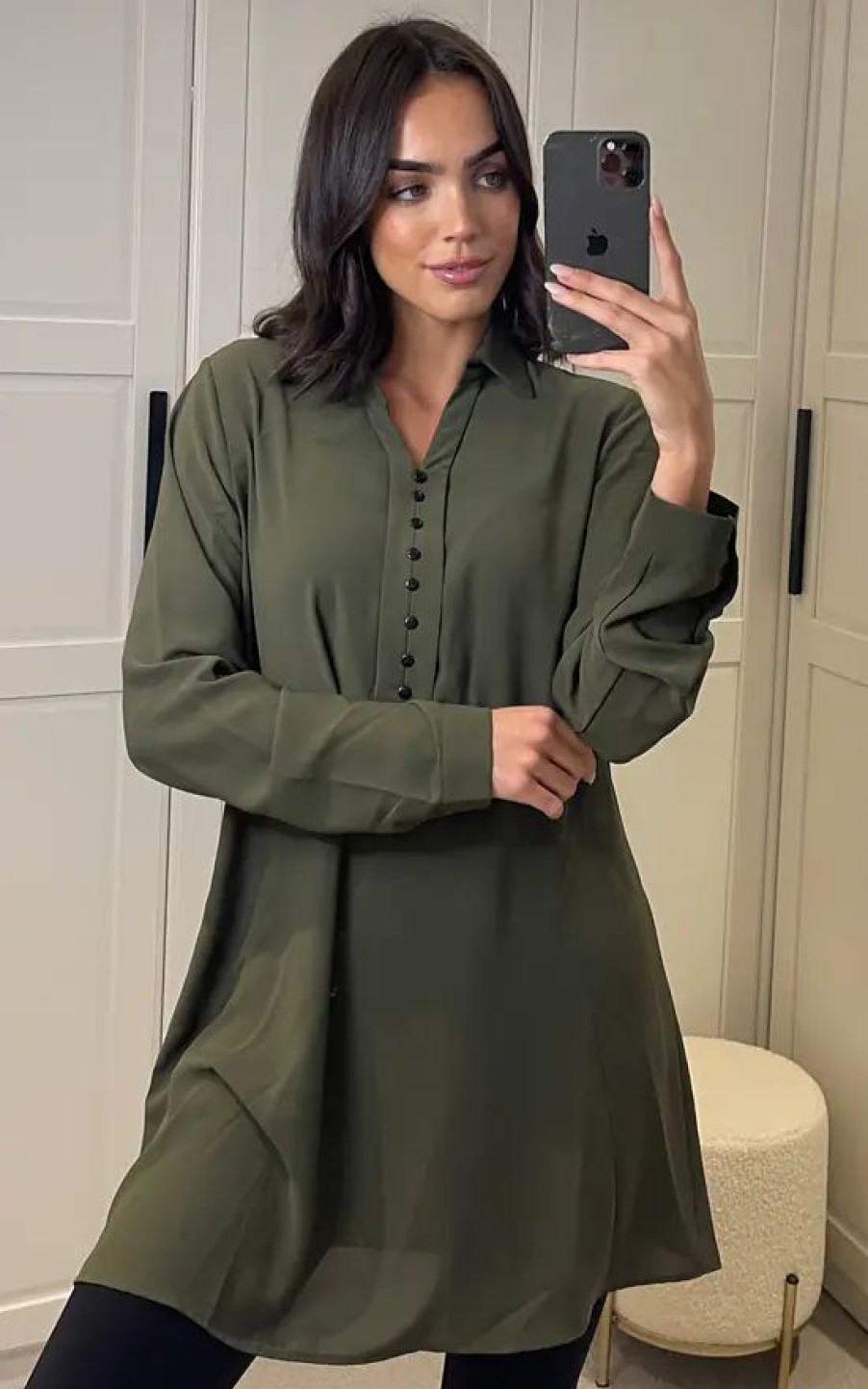 Tops * | Budget Hoxton Gal Relaxed Fit Long Sleeves Button Detailed Tunic Top In Khaki