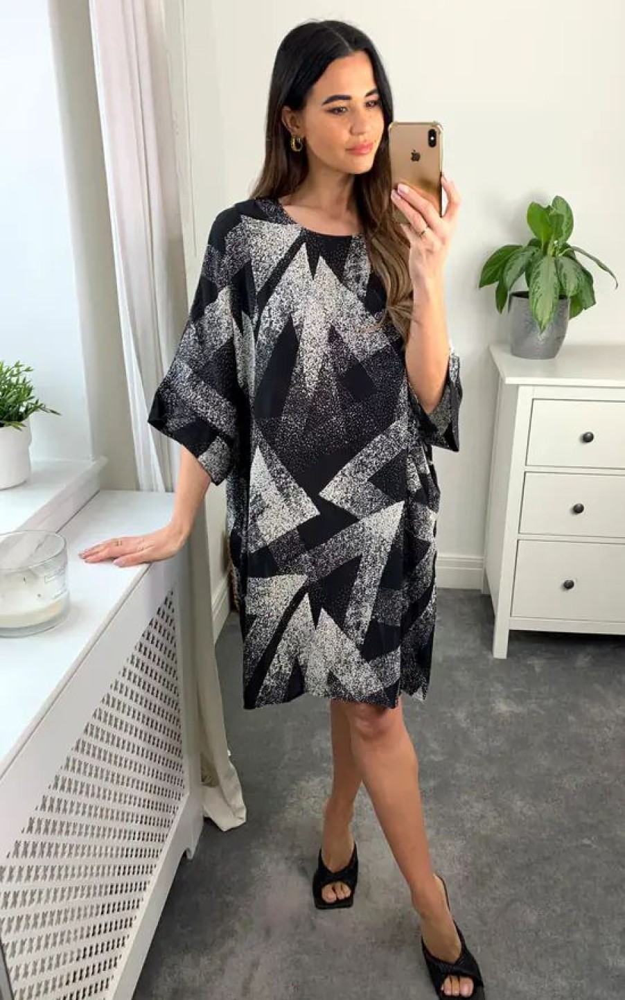 Dresses * | Hot Sale Malissa J Collection Oversized Black Abstract Print Woven Shift Dress