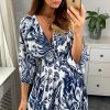 Dresses * | Best Pirce Hoxton Gal Oversized V Neck Detailed Floral Print Mini Dress In Navy And White