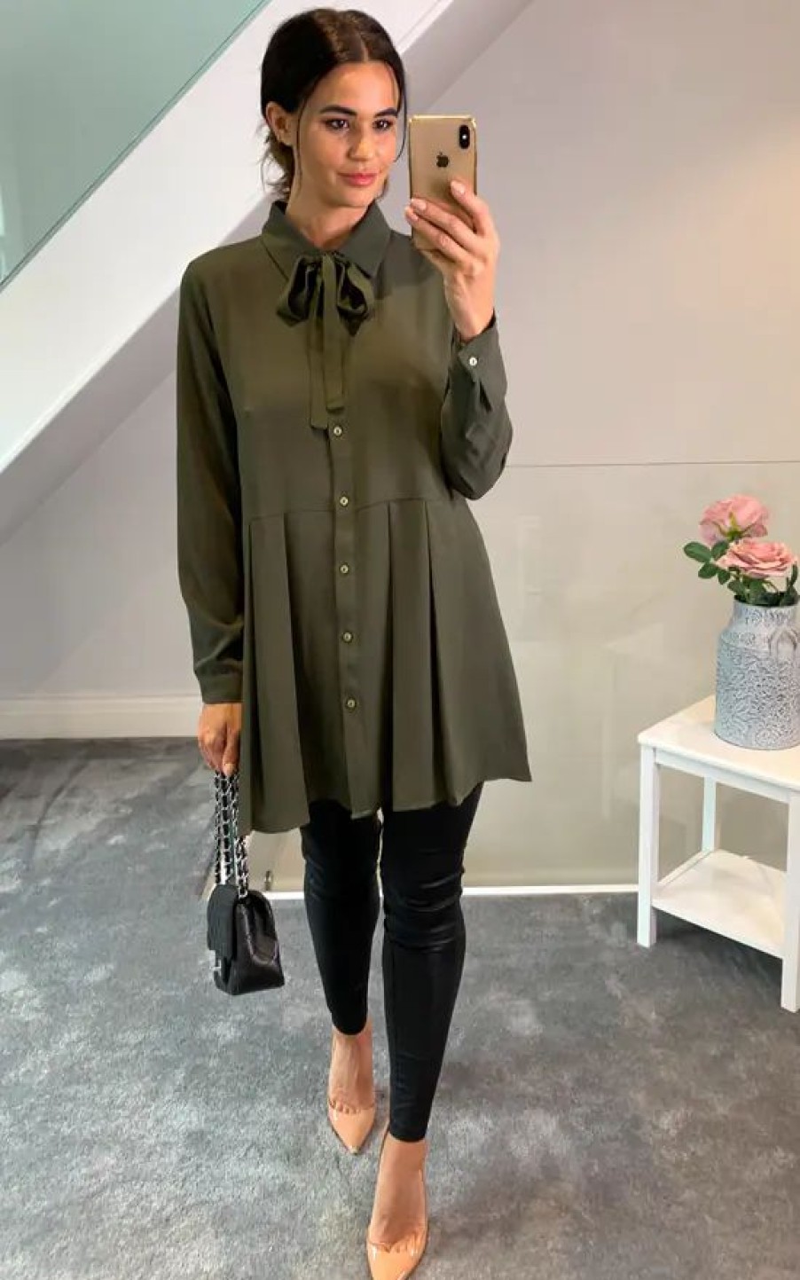 Tops * | Budget Hoxton Gal Oversized Tie Neck Pleated Shirt In Khaki