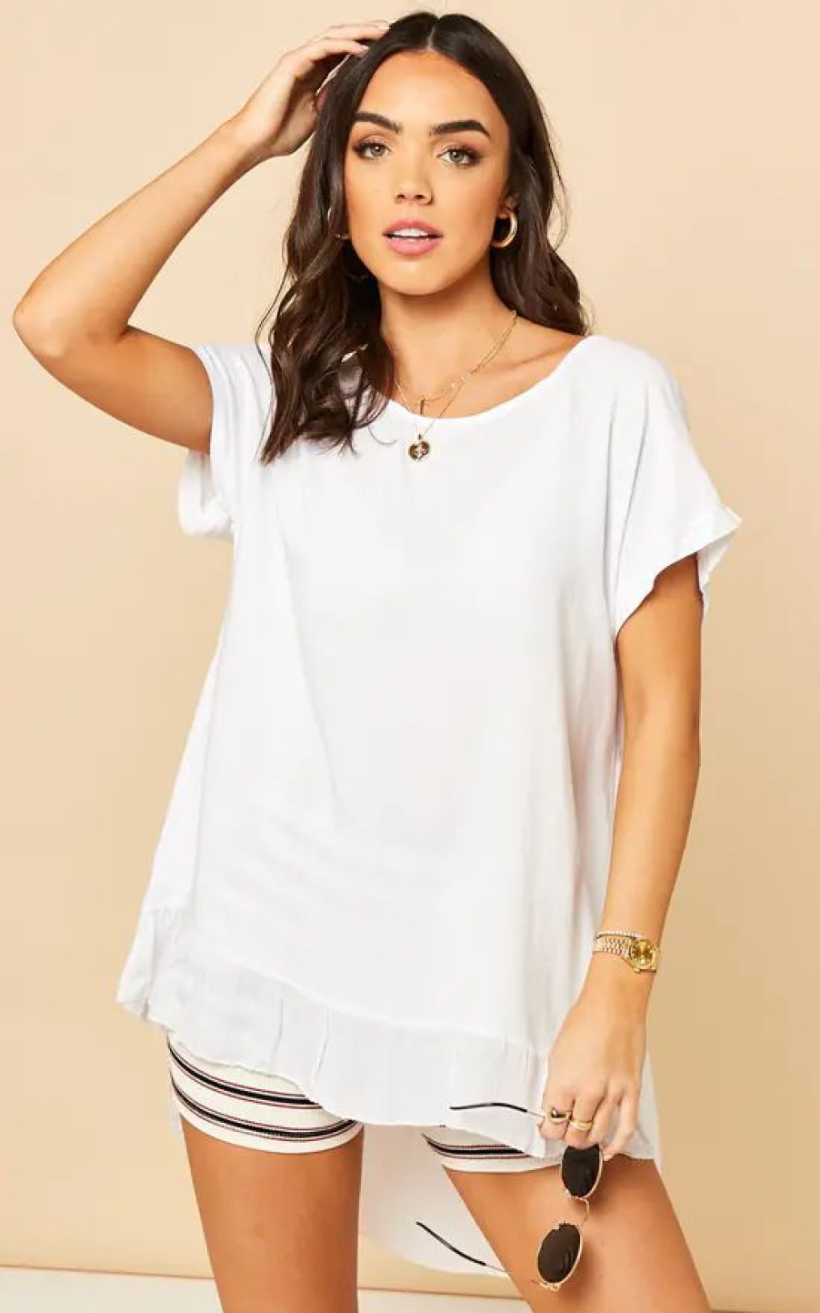 Tops * | Deals Bella And Blue Dipped Frill Hem T Shirt Top In White