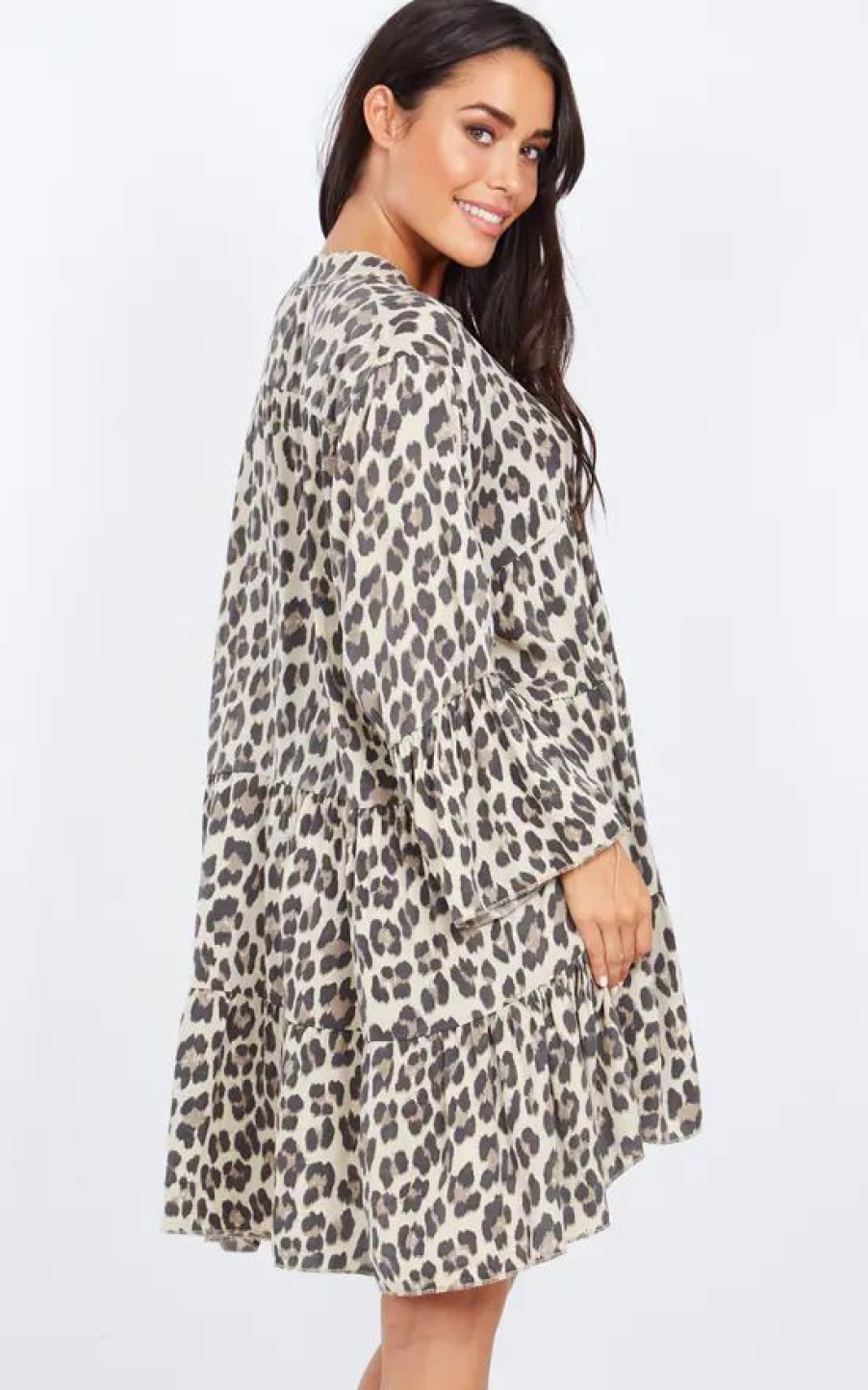 Dresses * | Hot Sale Blue Vanilla Libby Long Sleeve Animal Print Oversized Beige Tunic