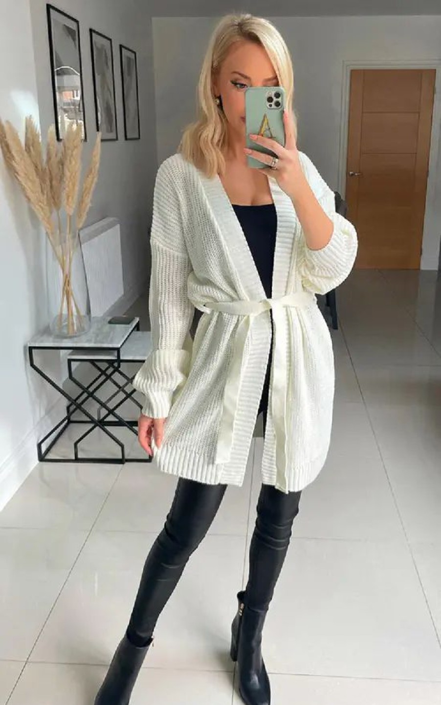 Knitwear * | Best Deal Ikrush Aria Tie Front Knitted Cardigan In Cream