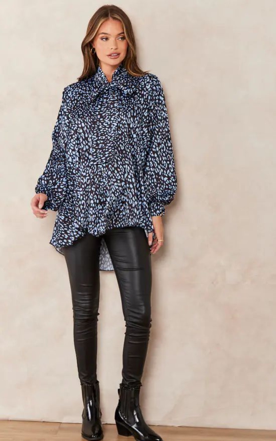 Tops * | Discount Jenerique Oversize Bowl Neck Blouse In Blue/Black Print