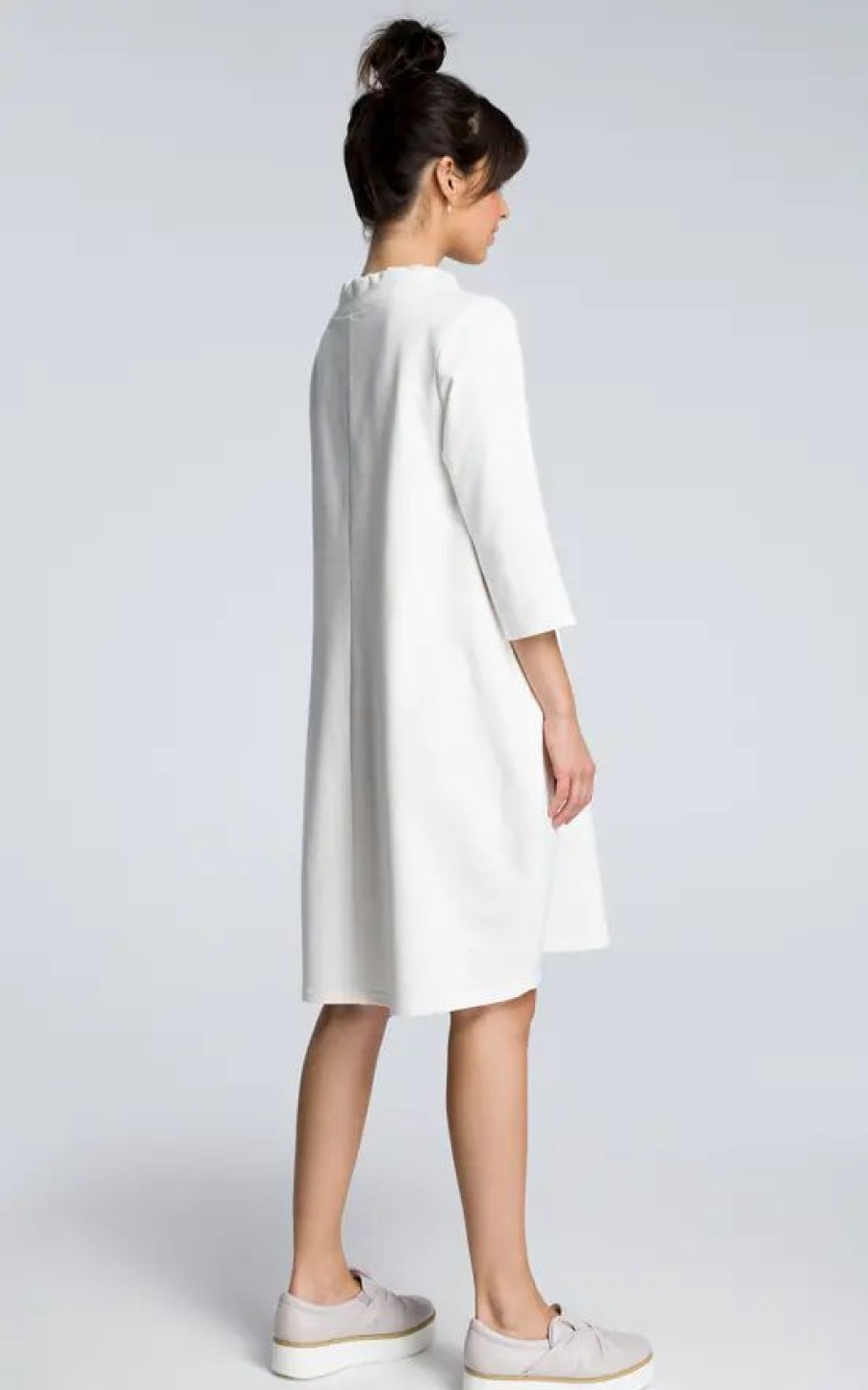 Dresses * | Outlet Moe Oversized Midi Dress With 3/4 Sleeves In White